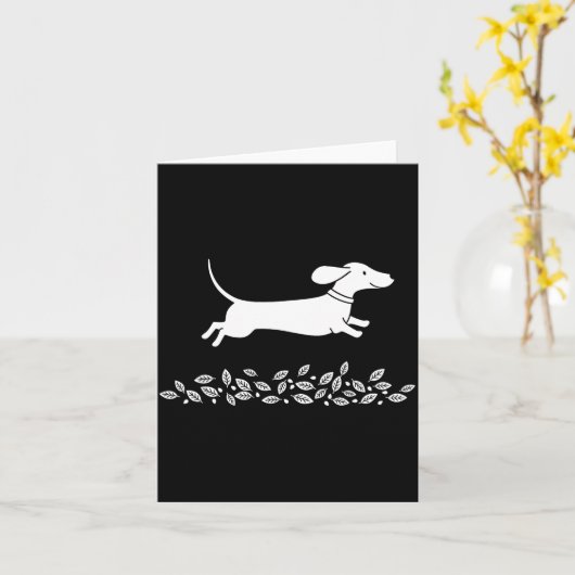 Happy Dachshund With Autumn Leaves For Pet Lovers Kaart (Gele Bloem)