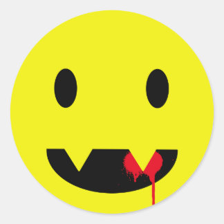 Happy Face met Fangs en Blood Tshirts Ronde Sticker