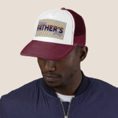 Happy Fathers Day Burgundy en White Trucker Hat Trucker Pet (In situ)