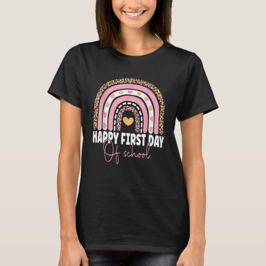 Happy First Day Of School Leopard Rainbow Back To  T-shirt (Voorkant)