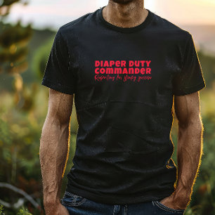 Happy First Vaderdag rode letter humor T-shirt