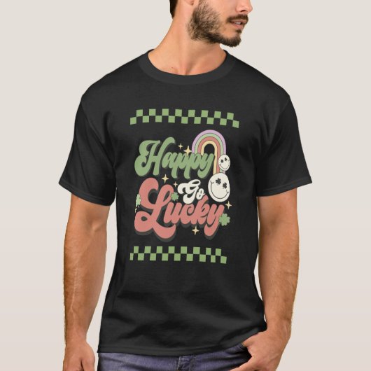 Happy Go Lucky St Patrick's Day Groovy Retro T-shirt (Voorkant)