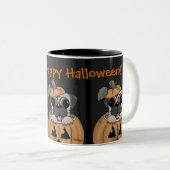 Happy Halloween-Pug in Jack O' Lantern Tweekleurige Koffiemok (Voorkant rechts)
