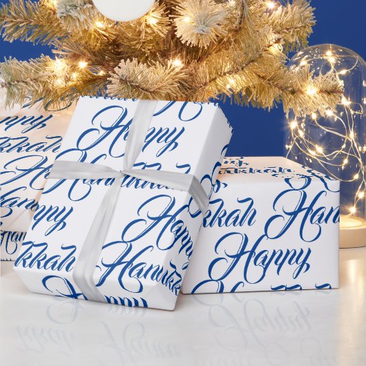 Happy Hanukkah blauw en wit Joods elegant script Cadeaupapier (Feestdagen)