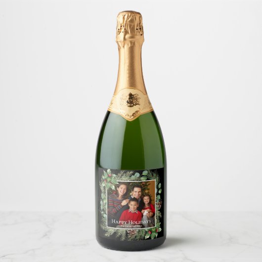 Happy Holidays Photo Wreath Greenery Sparkling Wijnetiket (Voorkant)