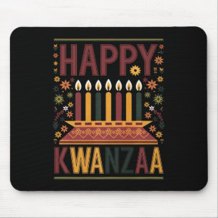 Happy Kwanzaa Celebration Kinara kaarsen en bloeme Muismat