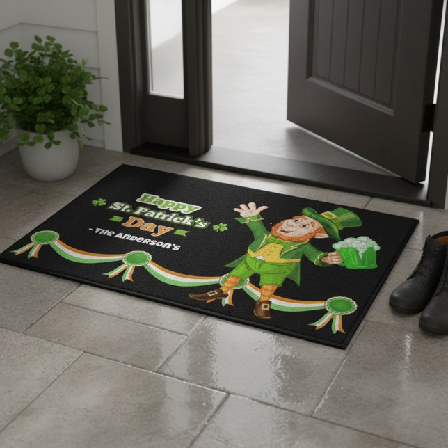 Happy Leprechaun St Patrick's Personalized Doormat Deurmat (Happy Leprechaun St Patrick's Personalized Doormat)
