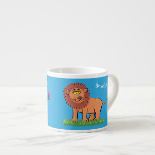 Happy lion met vlinderse cartoon illustratie espresso kop