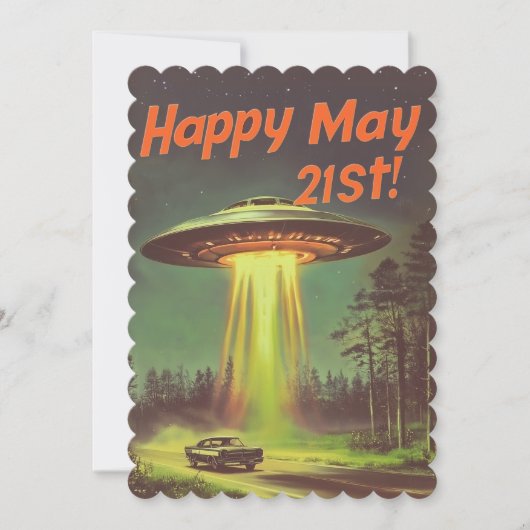 Happy May 21st Ufo en Auto in het Veld Kaart (Voorkant)