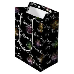 Happy Name Day-vuurwerk op zwart Medium Cadeauzakje
