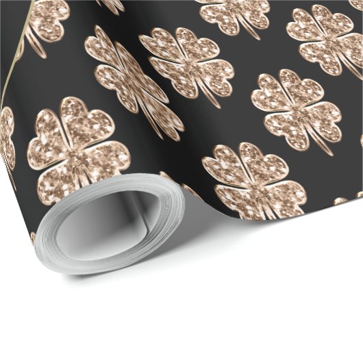 Happy New Year 2019 Elegant Black and Gold Clovers Cadeaupapier (Rol Hoek)
