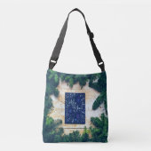 Happy New Year Blue en Green Pine Crossbody Tas (Voorkant)