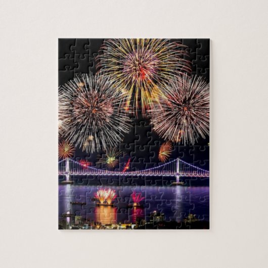Happy New Year Fireworks via Bridge in City Legpuzzel (Verticaal)