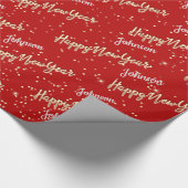 Happy New Year Golden Script Custom Name Red Cadeaupapier (Hoek)