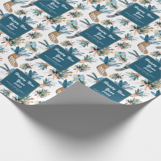 Happy New Year Leaves en Socrates Pattern Cadeaupapier (Hoek)