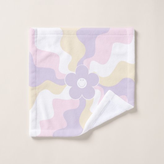 Happy Retro Daisy - Pastel Roze, Geel en Paars Bad Handdoek (Wasdoekje)