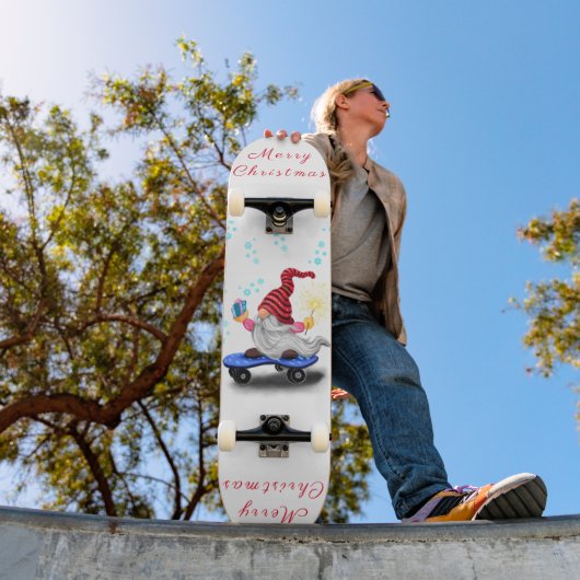 Happy Skater Gnome avec cadeaux Skateboard Noël (Extérieur 1)