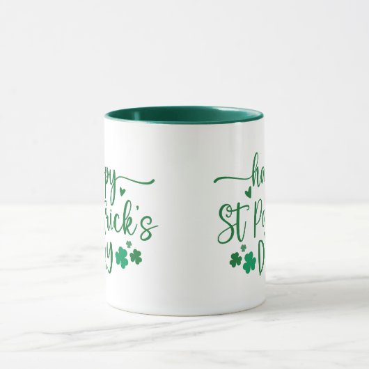 Happy St Patrick's Day Groene Shamrocks en Harten Mok (Midden)