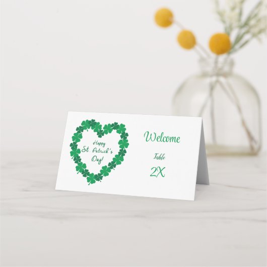 Happy St Patrick's Day Shamrock Heart Place Card (Voorkant)