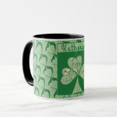 "Happy St. Patrick's" Shamrocks Green Mok (Voorkant links)