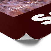 Happy Tau redt ons Poster in het wild (Hoek)