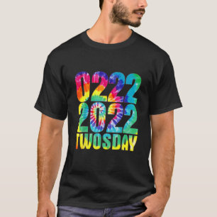 Happy Two Days Nieuwjaar 22/2/22 Grapy Graphic T-shirt