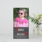 Happy Valentine's Day Hugs Kisses Chalkboard Foto Feestdagenkaart (Staand voorkant)