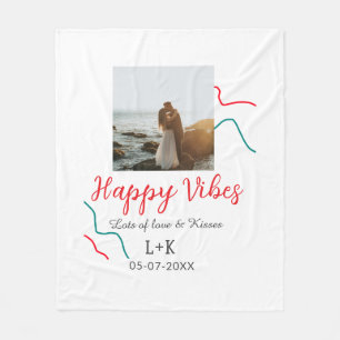 Happy Vibes vakantie paar naam datum bruiloft rood Fleece Deken