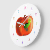 Happy Worm En Rouge Pomme Horloge (Angle)