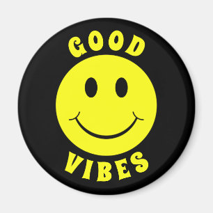 Happy Yellow Face Good Vibes Black Magneet