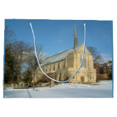 Harbison Chapel in Winter in Grove City College Groot Cadeauzakje (Achterkant)