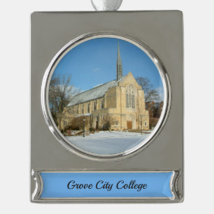 Harbison Chapel in Winter in Grove City College Verzilverd Banner Ornament