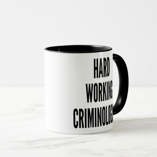 Hard werkende criminoloog Mok (Voorkant rechts)