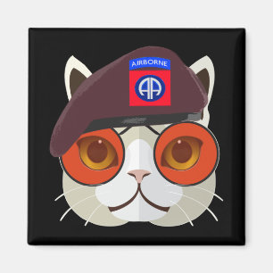 Hardcore 82e Airborne Kat Kat! Magneet