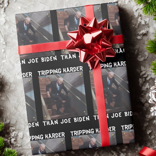 Harder struikelen dan Joe Biden Cadeaupapier