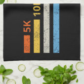 Hardloopafstanden I - 5K 10K 13.1 26.2 Marathoner Theedoek (Gevouwen)