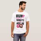 Hardlopen joggen lopen alsof er donuts bij de t-shirt (Voorkant volledig)