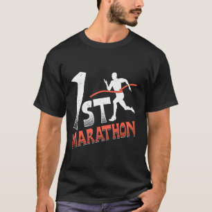 Hardloper 1STE MARATHON Hardlopen Grappige Maratho T-shirt