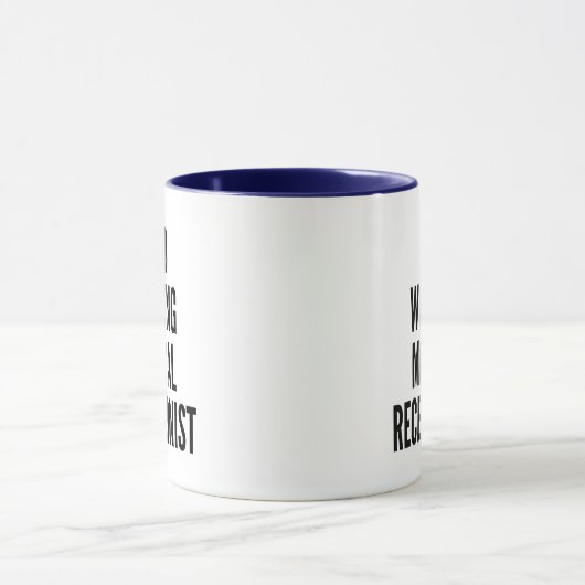 hardwerkende medische receptioniste mok (Midden)