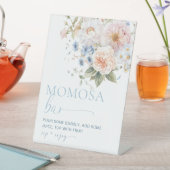 Hargrove Blauwe Bloemige Baby Shower Momosa Bar Bo Reclamebord Met Voetstuk (Insitu)