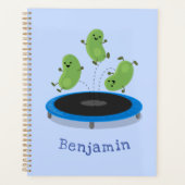 Haricots verts mignons sur dessin animé trampoline (Devant)