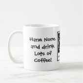 Harm None & Drink Beaucoup de café! Mug sorcière (Gauche)