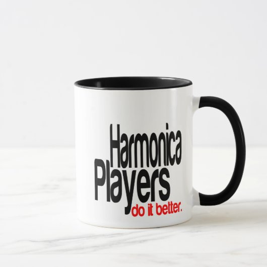Harmonica spelers doen het beter grap mok (Rechts)