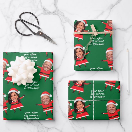 Harris Biden Funny Santa Wrapping Paper (Voorkant)