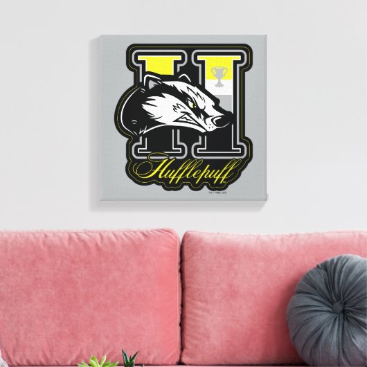 HARRY POTTER™ | HUFFLEPUFF™ Athletic Badge Canvas Afdruk (Insitu (Woonkamer))