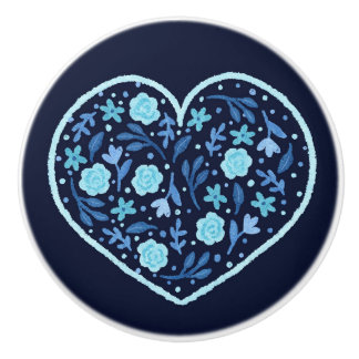 Hart gevuld met pastelbloemen en bladelementen keramische knop