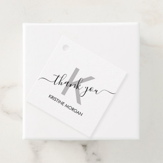 Hartelijk dank voor het zilvergrijze monogram-scri bedankjes labels (In situ)