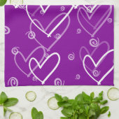 Harten achtergrond in paarse, keukenhanddoek (Gevouwen)