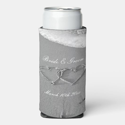 Harten getekend op het strand en op de gebruikelij (Seltzer Voorkant)