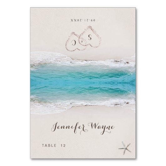 Harten in het zand strand bruiloft Place Card Kaart (Voorkant)